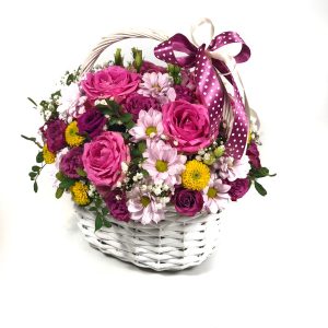 Gėlių krepšelis Su gimtadieniu